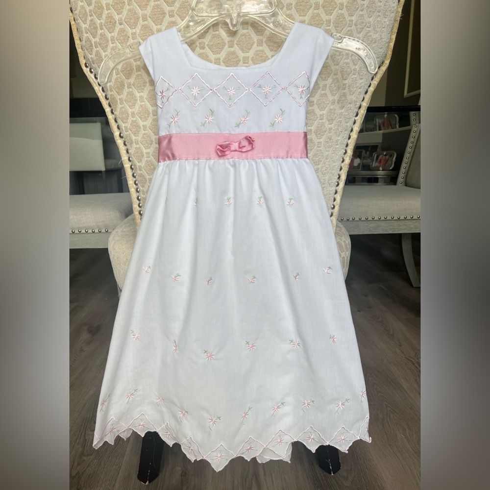 BT Kids Floral Embroidered Dress.  Size 6